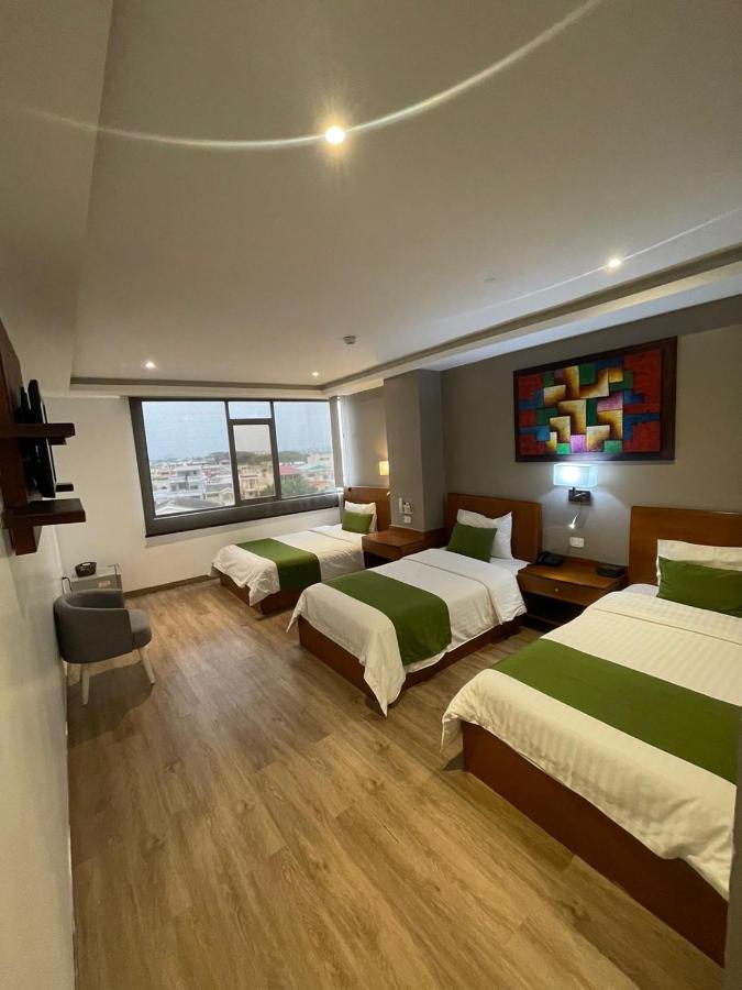 Hotel Plaza Monte Carlo Guayaquil Exterior photo
