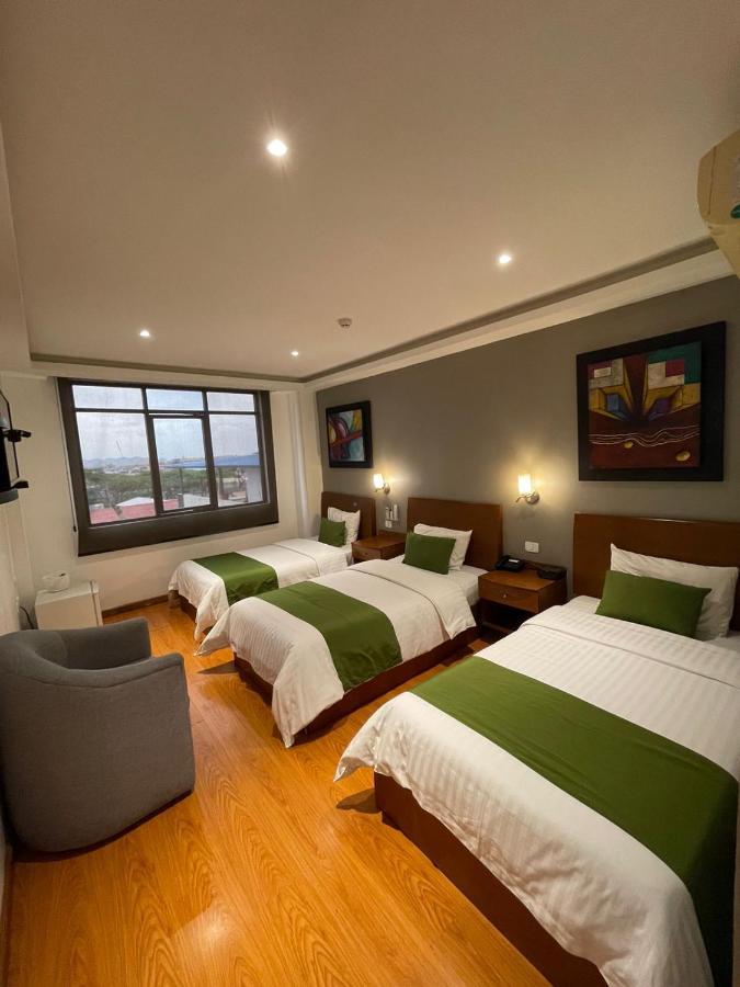 Hotel Plaza Monte Carlo Guayaquil Room photo