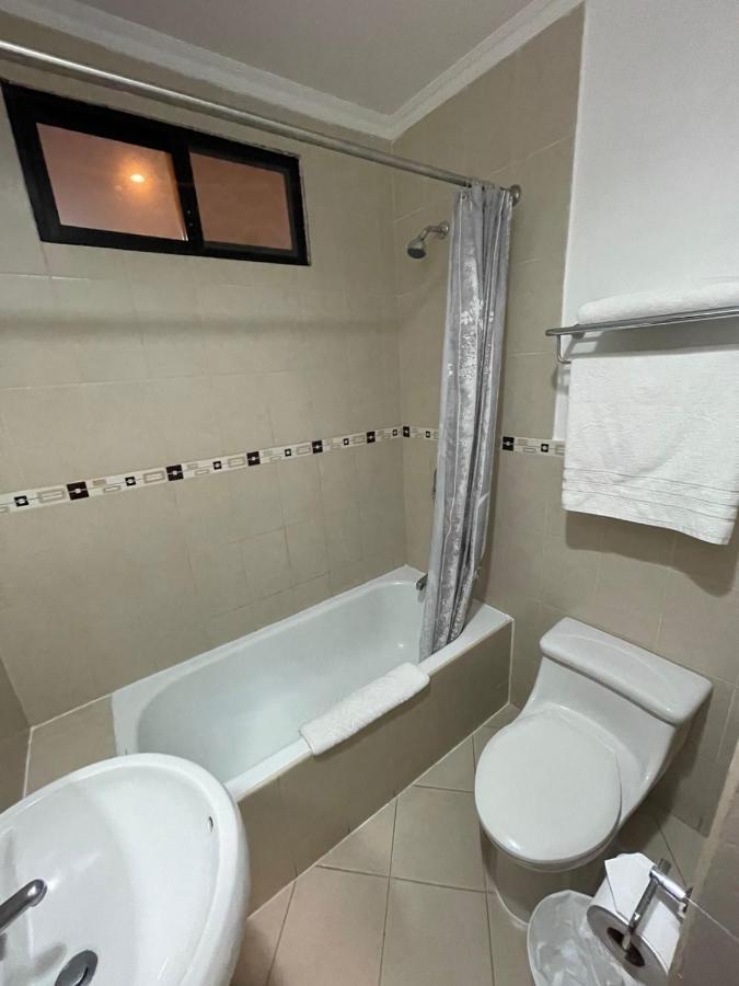 Hotel Plaza Monte Carlo Guayaquil Exterior photo