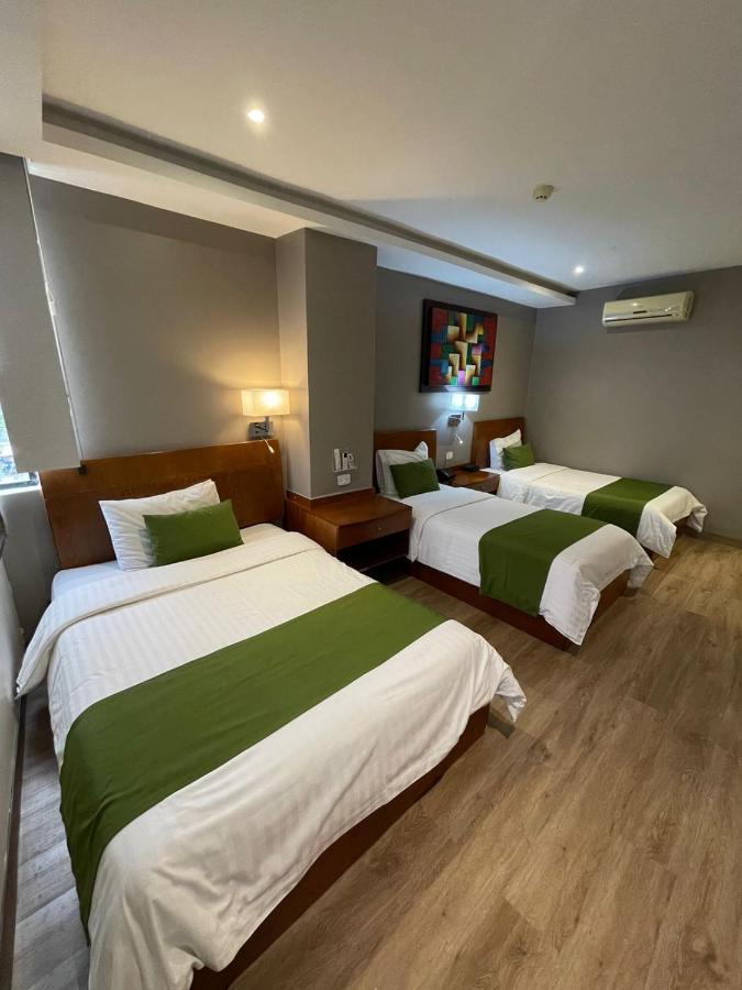 Hotel Plaza Monte Carlo Guayaquil Exterior photo